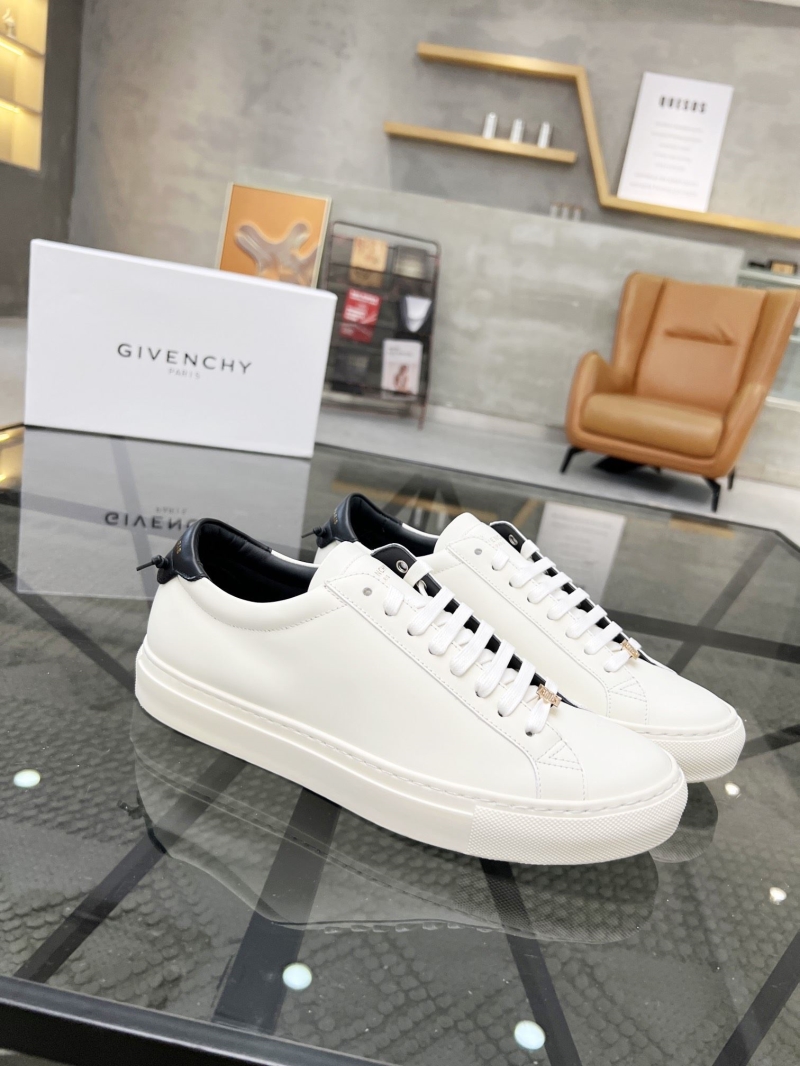 Givenchy Sneakers